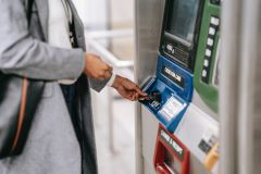Guide to Discover Credit Card: Access to All Benefits the Card Brings
